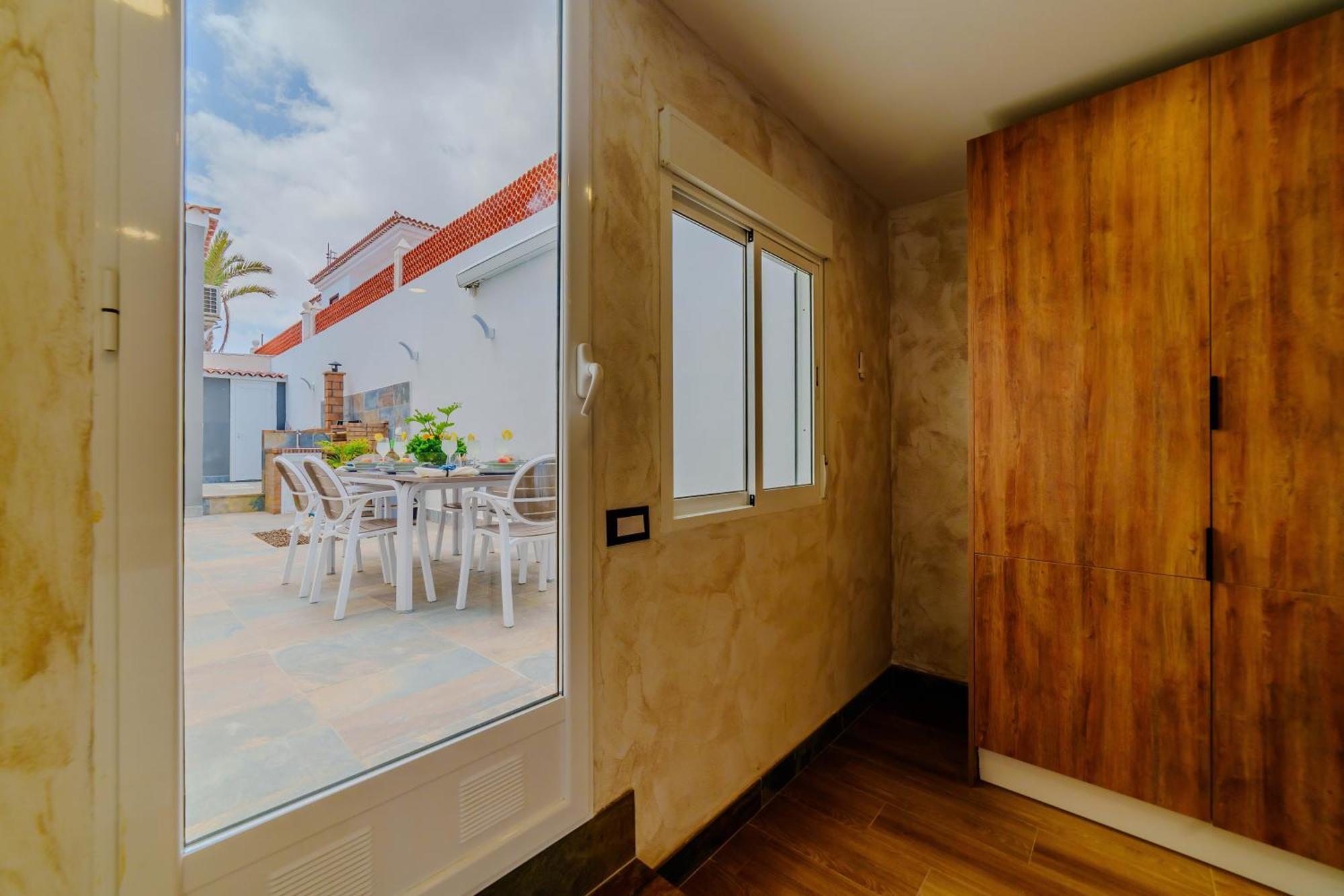 Villa De Marcos Alojamiento De Lujo Con Piscina Privada Arona  Esterno foto